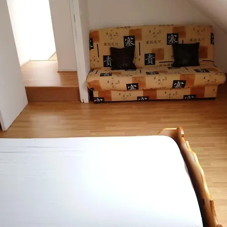 Valentin ドンピエール・シュル・ベズブル